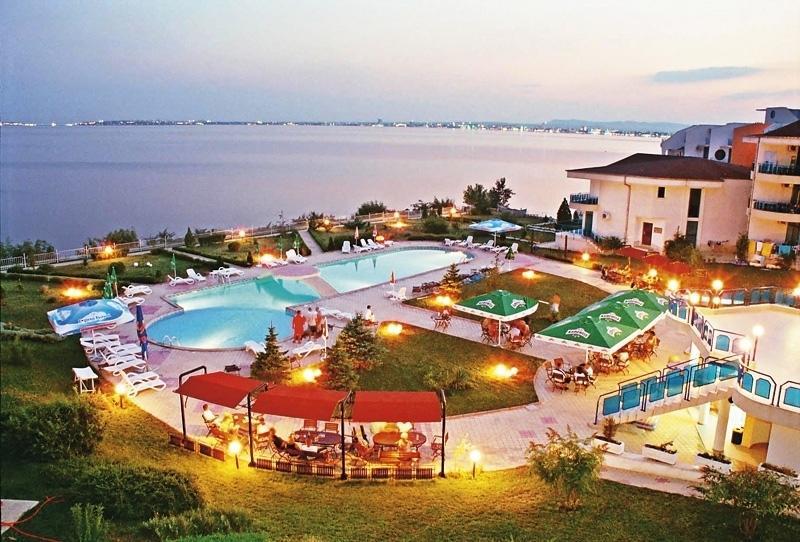 Holiday Apartment In Riviera Complex Sveti Vlas Exterior photo